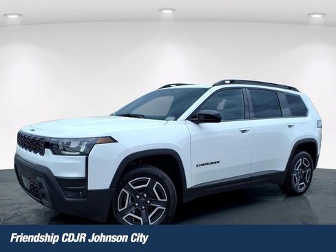 New 2026 Jeep Cherokee Laredo AWD/4WD image 1