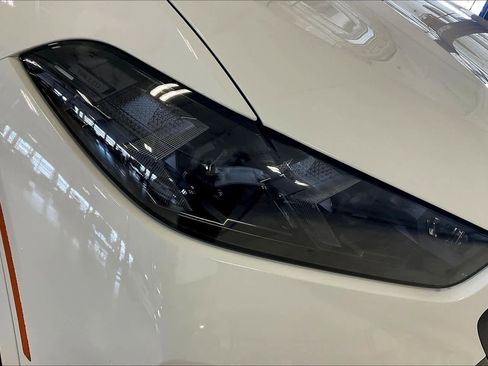 New 2026 BMW X6 xDrive40i image 13