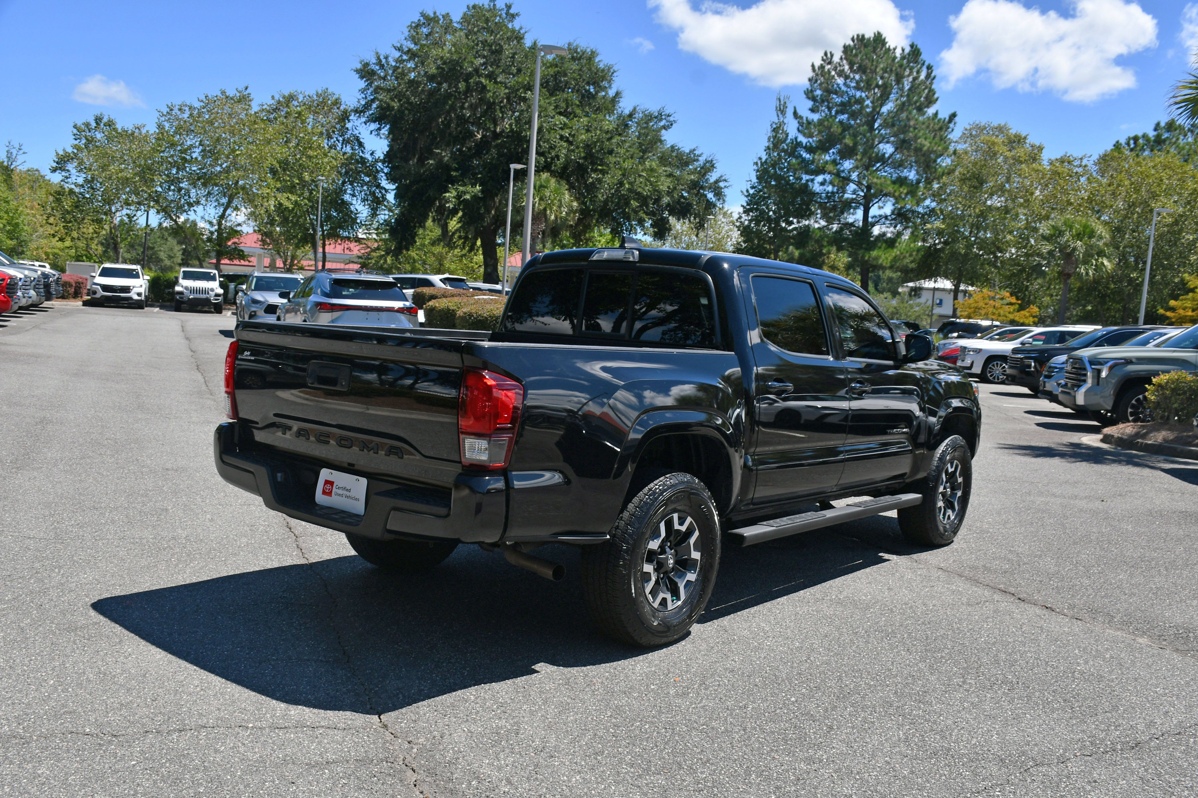 Certified 2022 Toyota Tacoma SR w/ SR Convenience Package RWD image 4