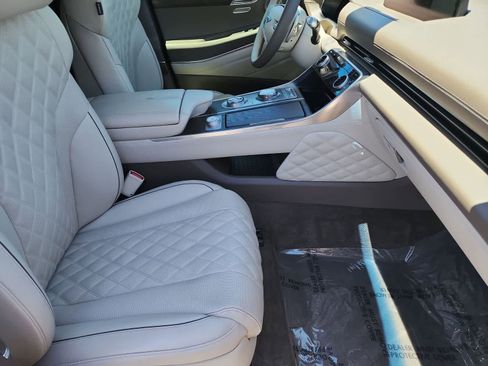 Used 2023 Genesis GV80 3.5T w/ Prestige Package AWD/4WD image 18