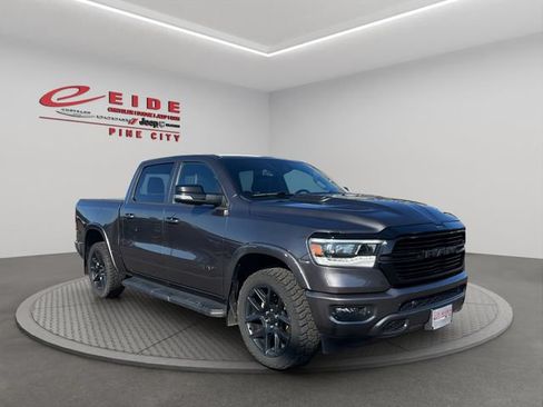 Used 2021 RAM 1500 Laramie AWD/4WD image 9