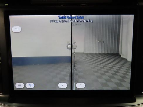 Used 2025 Ford F150 Lariat w/ Tow/Haul Package image 22