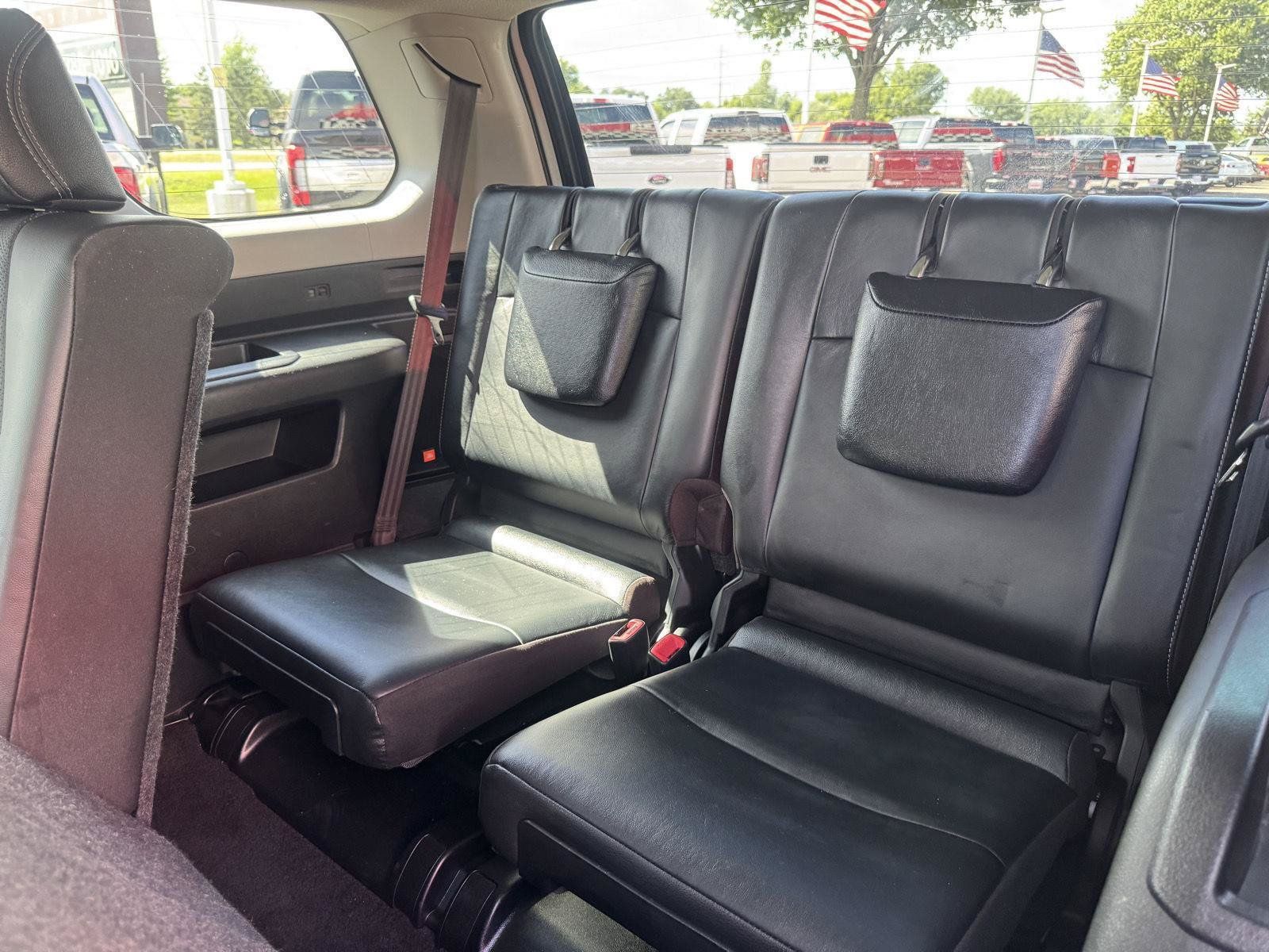 Used 2021 Toyota 4Runner Limited AWD/4WD image 33