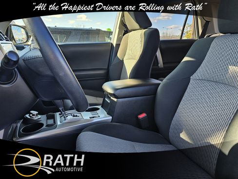 Used 2024 Toyota 4Runner SR5 image 12