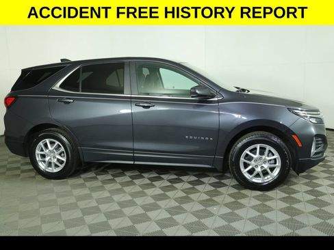 Used 2022 Chevrolet Equinox LT AWD/4WD image 2