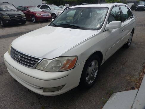 Used 2004 Toyota Avalon XL FWD image 30