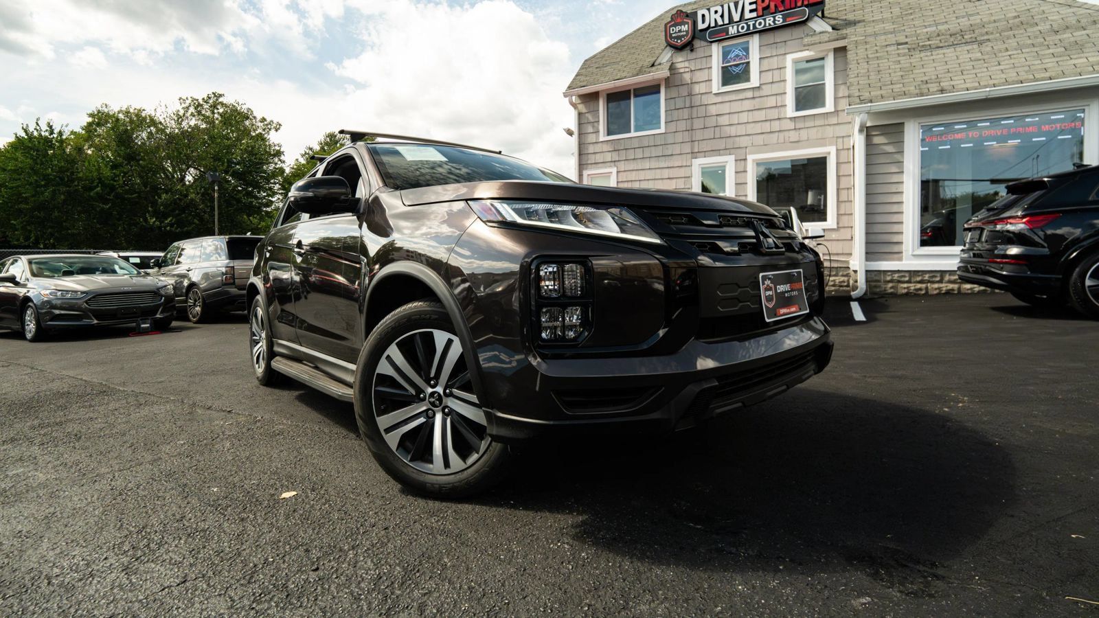 Used 2023 Mitsubishi Outlander Sport SE AWD/4WD image 1