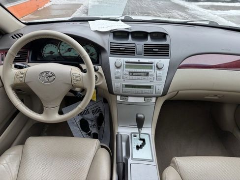 Used 2005 Toyota Solara SLE image 14