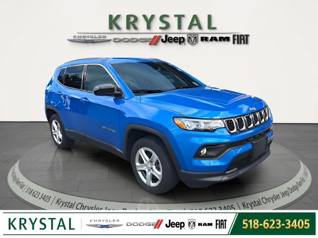 Certified 2023 Jeep Compass Latitude w/ Convenience Group AWD/4WD image 1