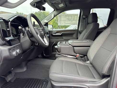 New 2026 GMC Sierra 1500 Elevation image 11