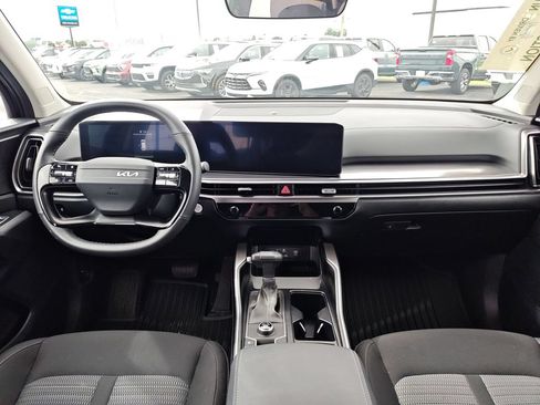 Used 2026 Kia Sorento LX FWD image 15