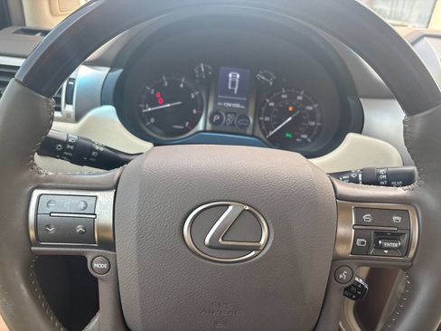 Used 2019 Lexus GX 460 Premium w/ Premium Package AWD/4WD image 25