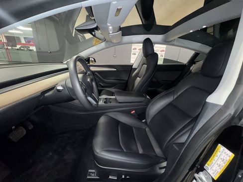 Used 2023 Tesla Model 3 Standard Range image 19