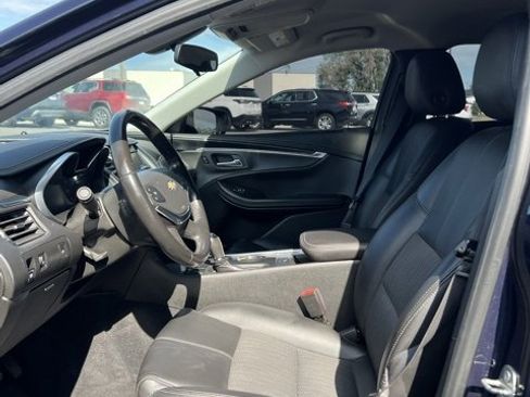 Used 2019 Chevrolet Impala LT image 25