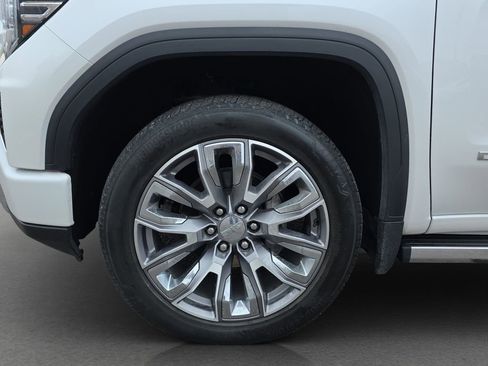 Used 2024 GMC Sierra 1500 Denali image 4