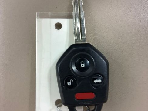 Used 2016 Subaru Outback 2.5i Premium image 35