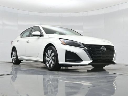 Used 2023 Nissan Altima 2.5 S FWD image 50