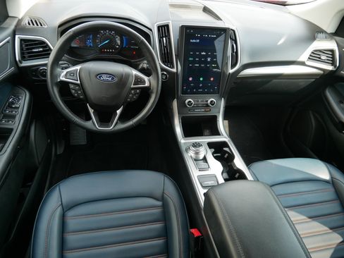 Used 2023 Ford Edge SEL w/ Sport Appearance Package AWD/4WD image 9