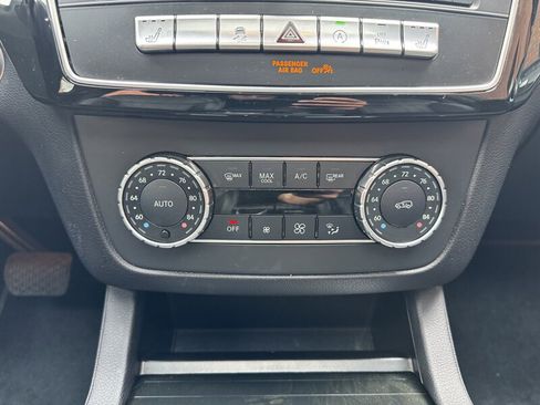 Used 2019 Mercedes-Benz GLS 450 4MATIC image 29