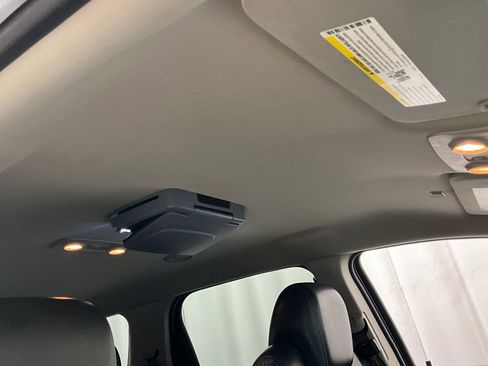 Used 2013 GMC Acadia SLT FWD image 23