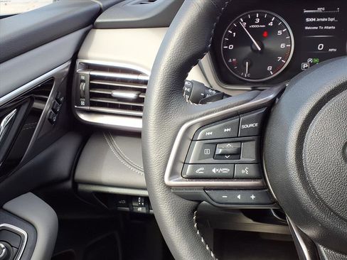 Certified 2025 Subaru Outback Limited image 15