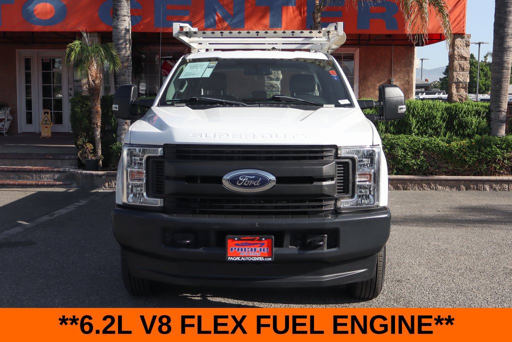 Used 2018 Ford F250 XL w/ Power Equipment Group AWD/4WD image 3