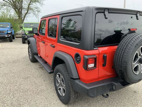 Used 2022 Jeep Wrangler Unlimited Sport image 14