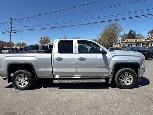 Used 2015 GMC Sierra 1500 SLE w/ SLE Value Package AWD/4WD image 10