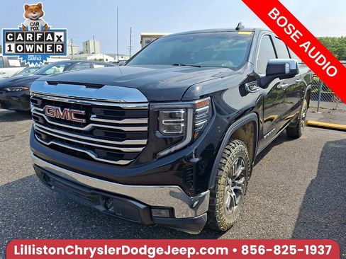 Used 2022 GMC Sierra 1500 SLT w/ SLT Convenience Package AWD/4WD image 1