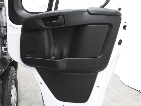 Used 2023 RAM ProMaster 2500 FWD image 14
