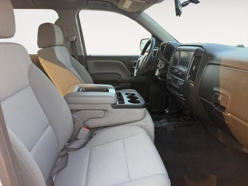 Used 2018 Chevrolet Silverado 1500 Custom w/ Custom Value Package AWD/4WD image 15
