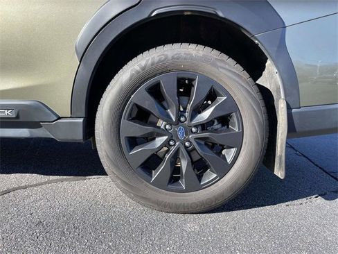 Used 2024 Subaru Outback Onyx Edition image 9