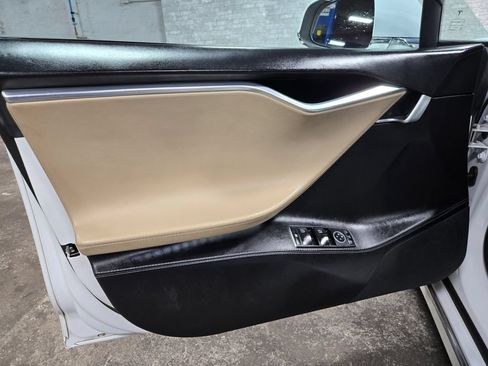 Used 2016 Tesla Model S 75 RWD image 7