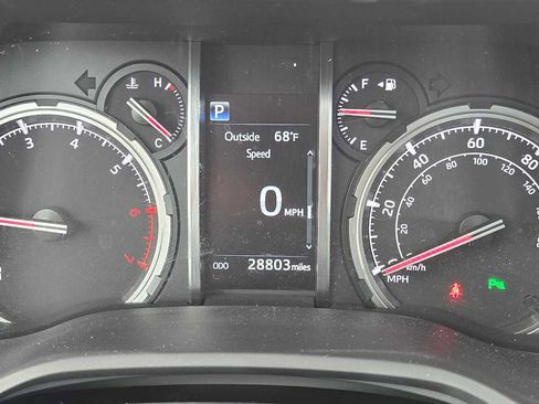 Used 2021 Toyota 4Runner Limited AWD/4WD image 34
