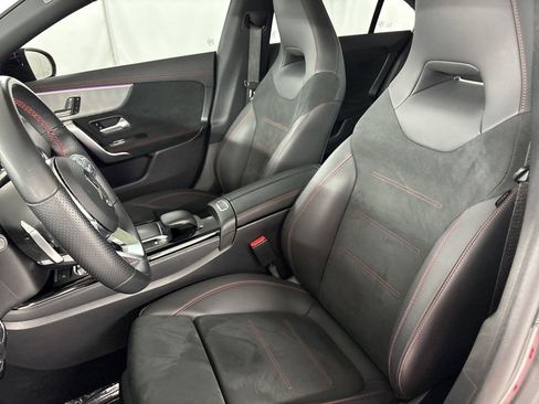 Certified 2023 Mercedes-Benz CLA 250 image 5