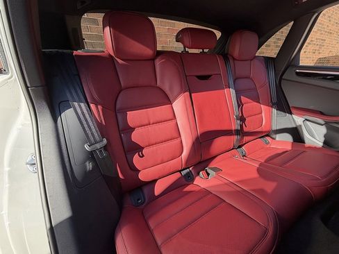 New 2026 Porsche Macan S image 22