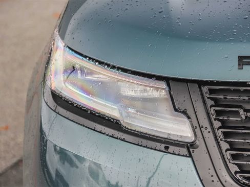 New 2026 Land Rover Range Rover Velar Dynamic SE image 8