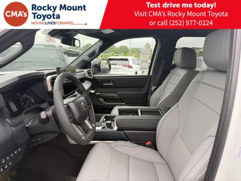 New 2026 Toyota Tundra SR5 AWD/4WD image 12