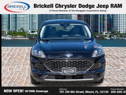 Used 2022 Ford Escape SE AWD/4WD image 2