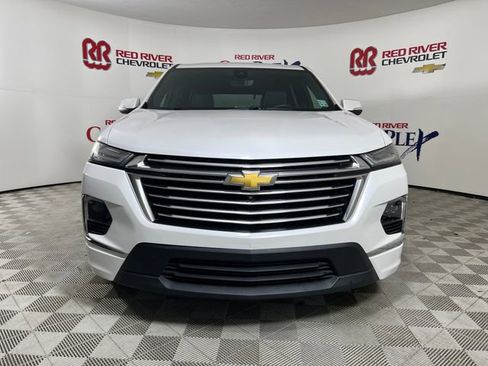 Used 2022 Chevrolet Traverse Premier w/ LPO, Cargo Package image 2