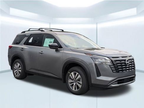 New 2026 Nissan Pathfinder SL FWD image 8