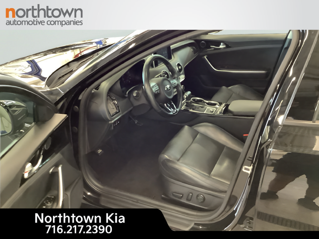 Used 2019 Kia Stinger AWD/4WD image 16