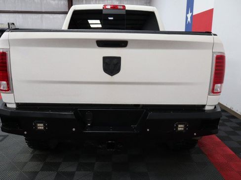 Used 2018 RAM 2500 Laramie AWD/4WD image 13