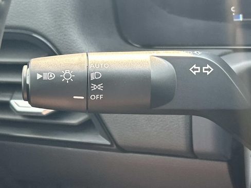 New 2026 Nissan Sentra SV w/ SV Convenience Package FWD image 30