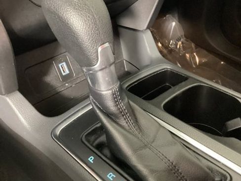 Used 2017 Ford Escape SE w/ SE Cold Weather Package image 23