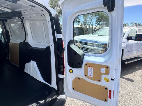 Used 2016 Ford Transit Connect XL FWD image 27