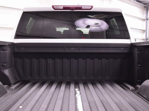 Used 2024 Chevrolet Silverado 2500 Custom w/ Custom Value Package image 27