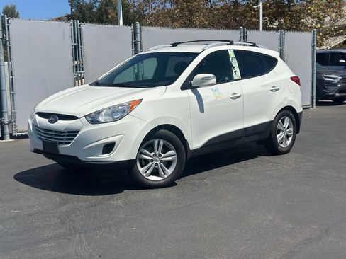 Used 2012 Hyundai Tucson GLS FWD image 1