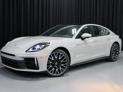 New 2025 Porsche Panamera 4