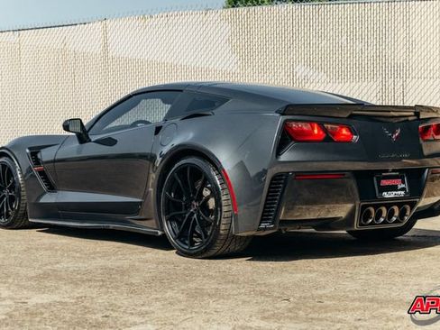 Used 2017 Chevrolet Corvette Grand Sport RWD image 9